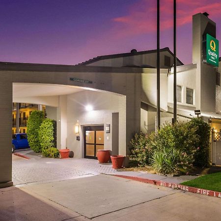 Quality Inn Tulsa Central Esterno foto