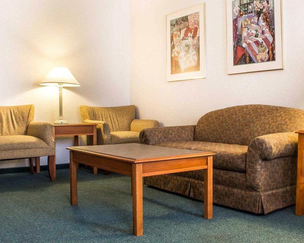Quality Inn Tulsa Central Esterno foto