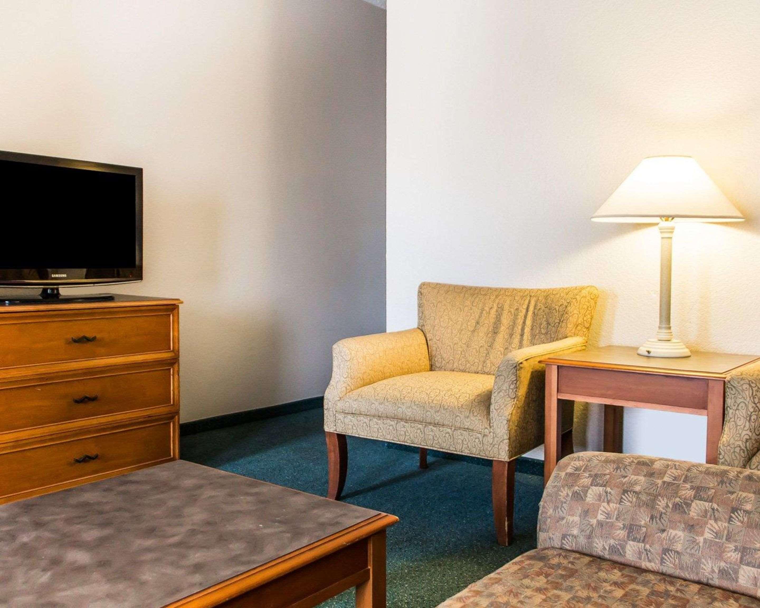 Quality Inn Tulsa Central Esterno foto