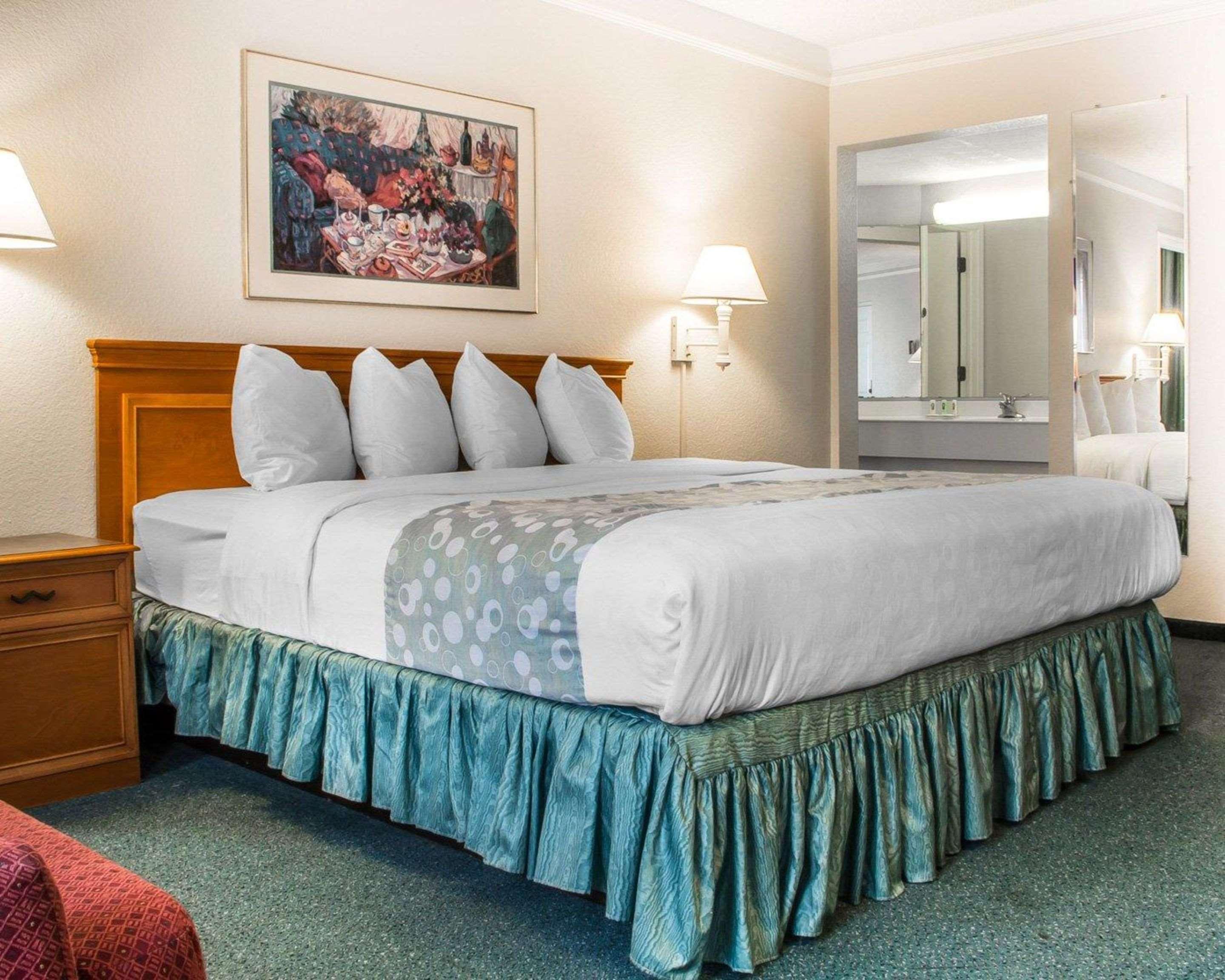 Quality Inn Tulsa Central Esterno foto