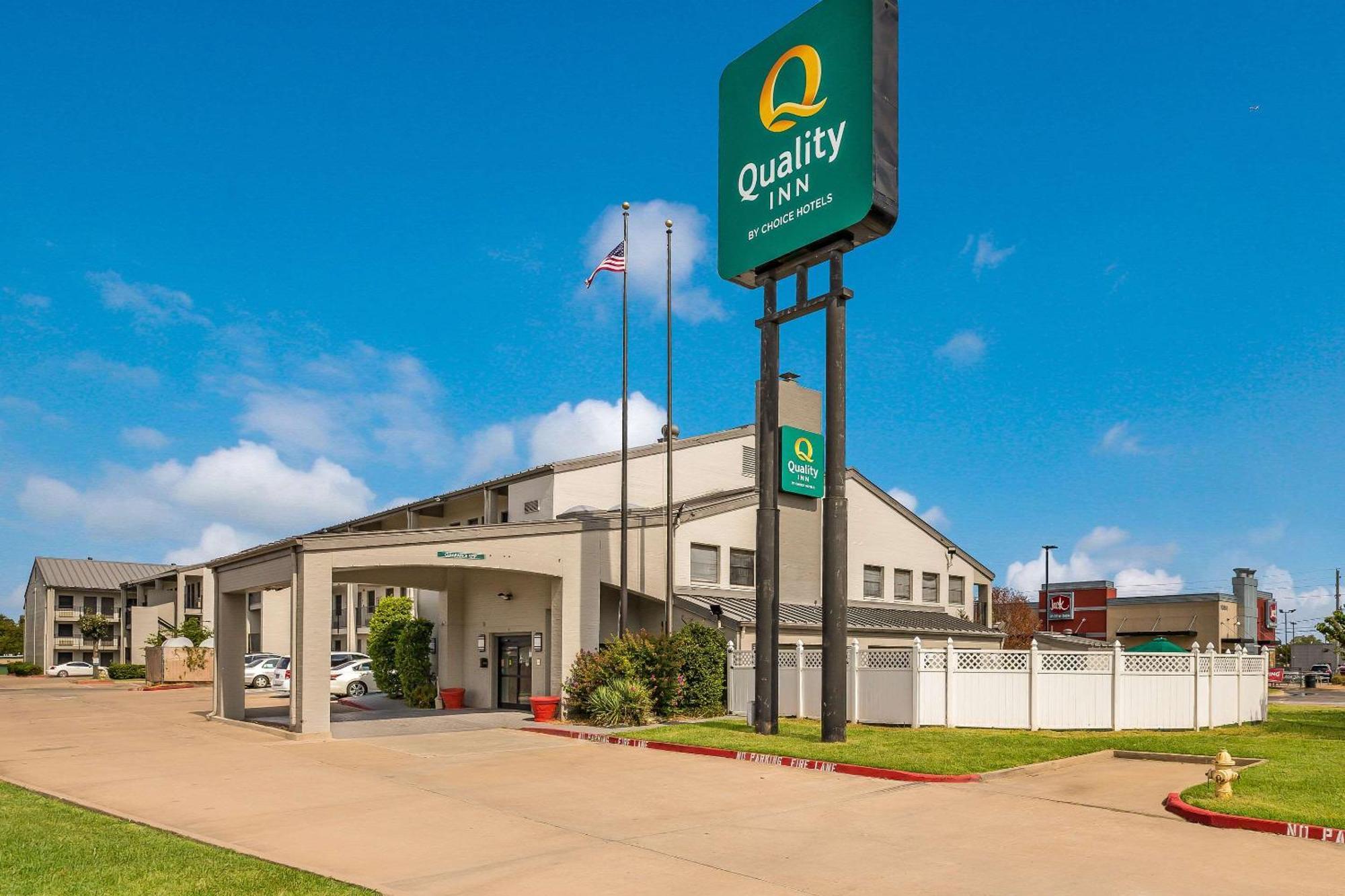 Quality Inn Tulsa Central Esterno foto