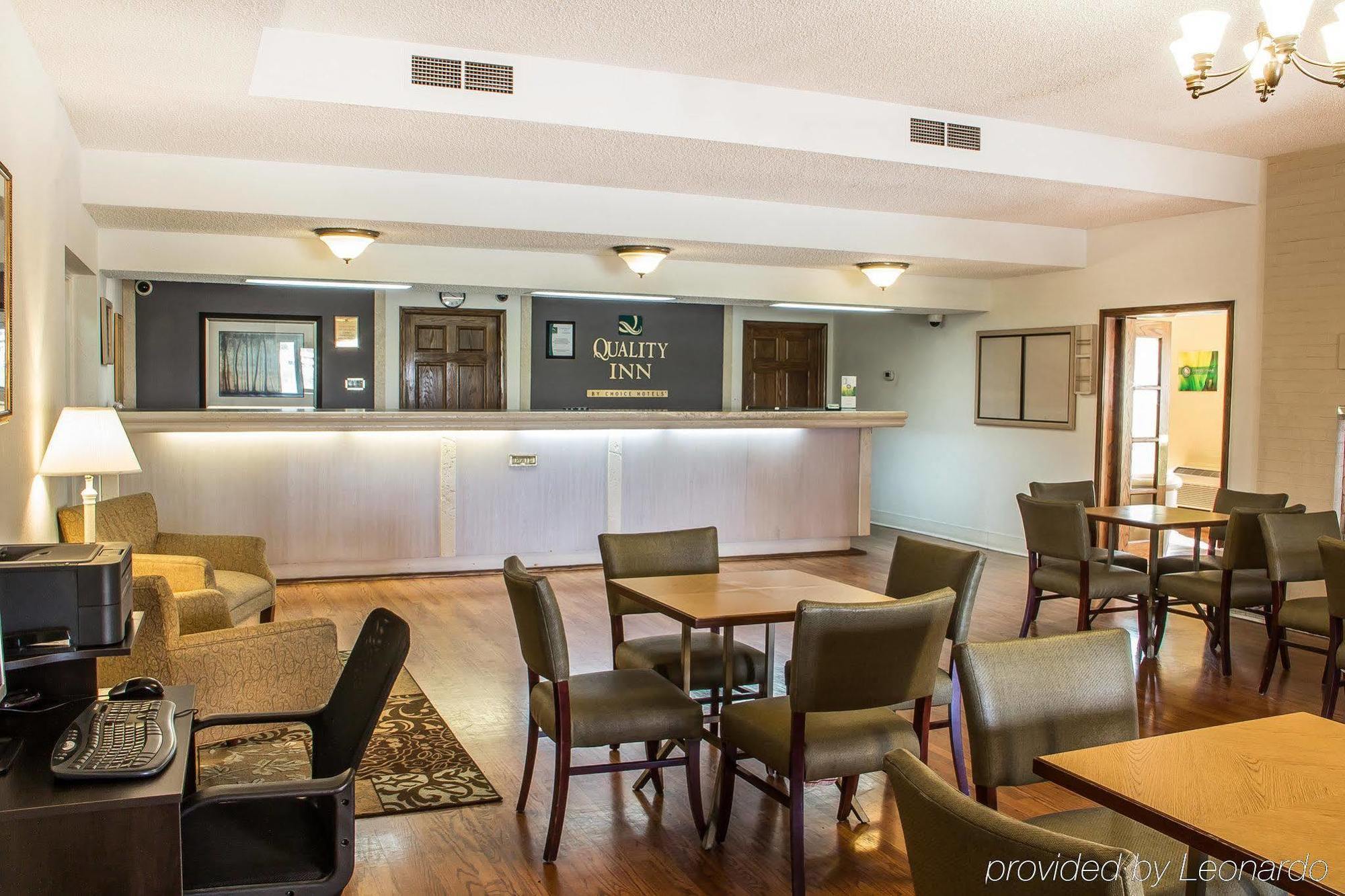 Quality Inn Tulsa Central Esterno foto